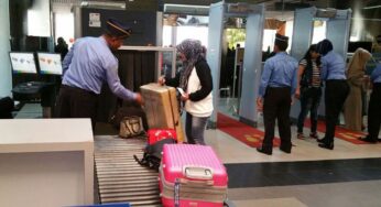 Pemeriksaan Bandara, Jam Tangan dan Sabuk Harus Dicopot