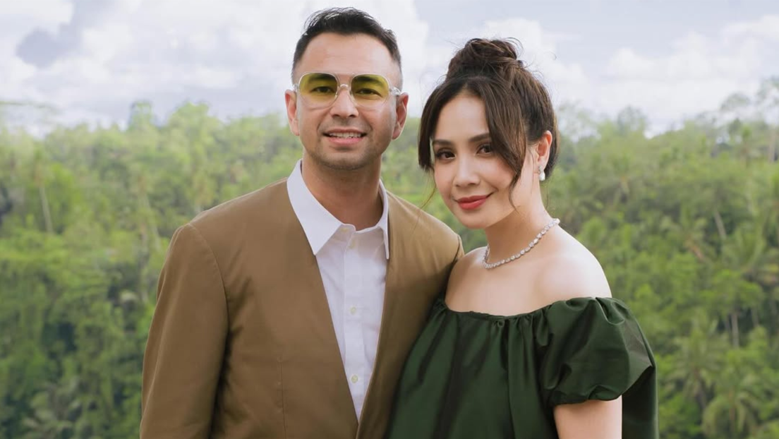 Nagita Slavina Pakai Dress Seharga Motor saat Kondangan Luna Maya dan Maxime Bouttier
