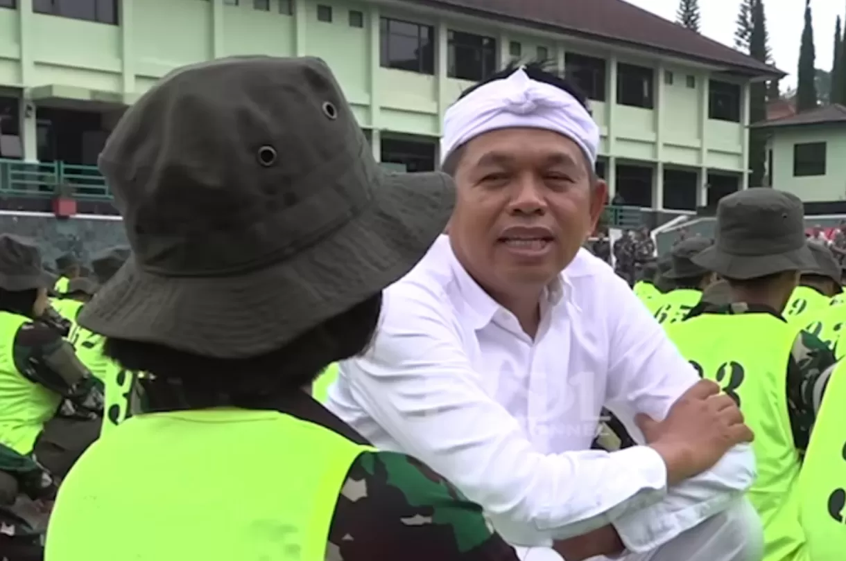 Kang Dedi Mulyadi Disorot Usai Wanita Curhat soal Ibunya
