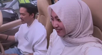 Wanita Viral Safno Muncul di Mobil Mewah, Siapa Dia?